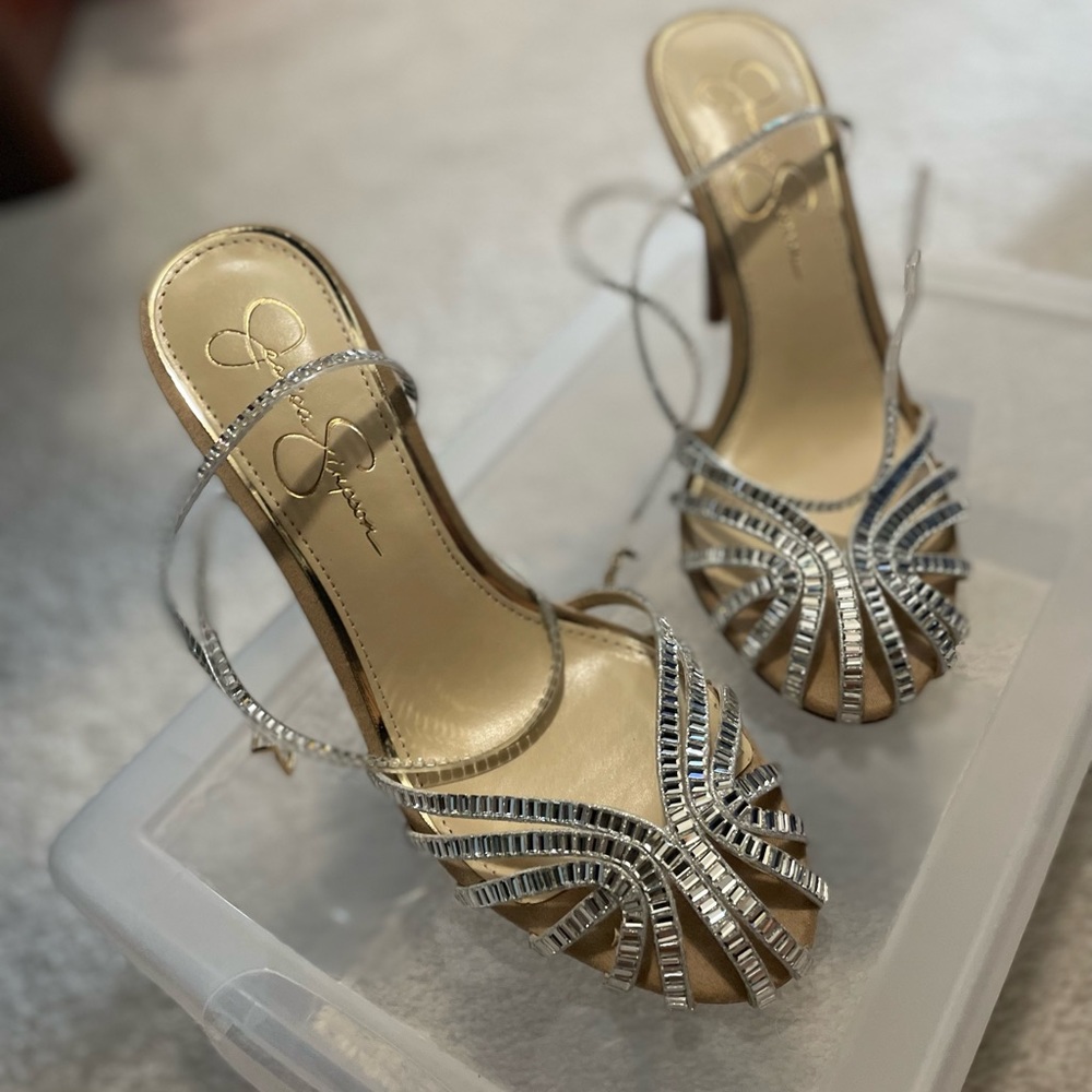 Jessica Simpson size 38.5 sparkly nude heels
